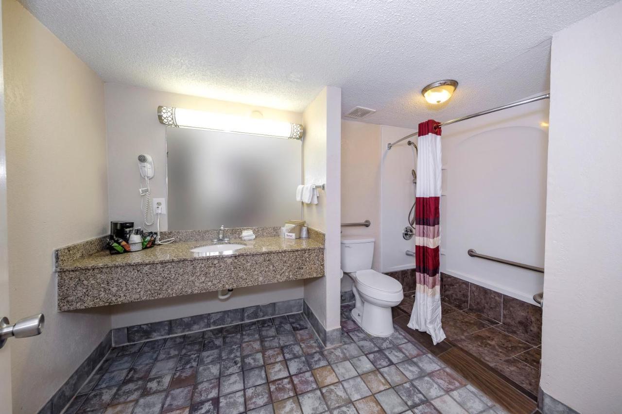 Red Roof Inn Atlanta - Suwanee/Mall Of Georgia Ngoại thất bức ảnh